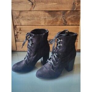 EUC A+ by Aldo/Target Gertie Faux Suede Boots Size 6